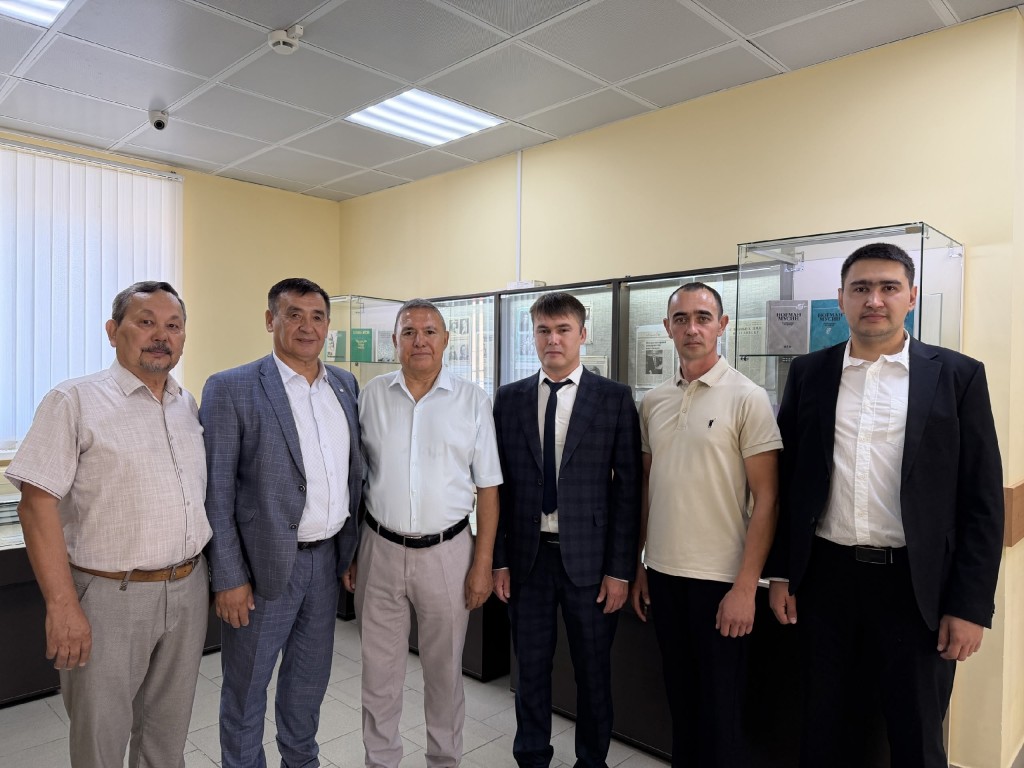 Журналистар күргәҙмә асыу тантанаһында ҡатнашты